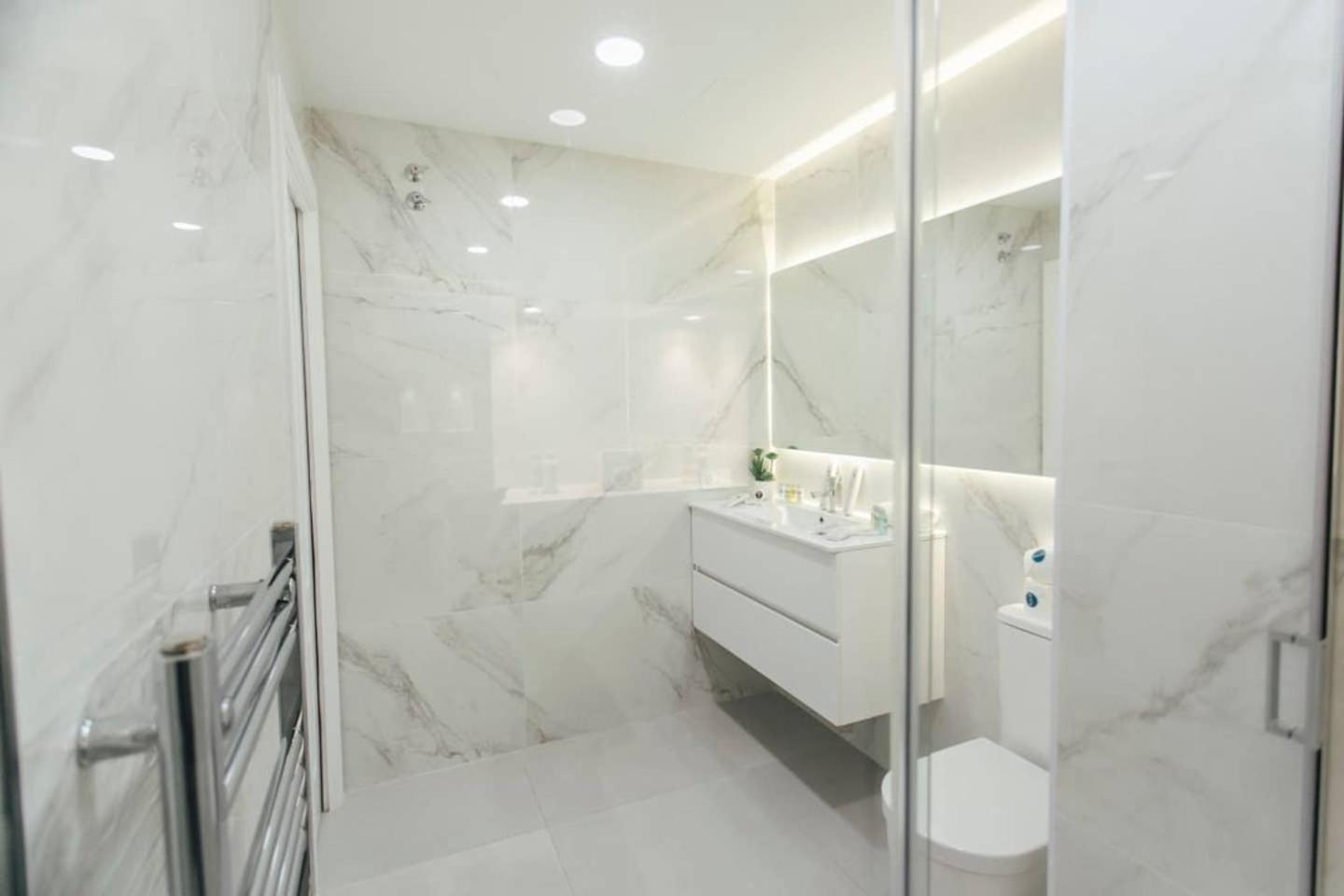 Modern And Luxurious -3 Bdr 2Bth- Pastor Y Landero Apartment Seville Ngoại thất bức ảnh